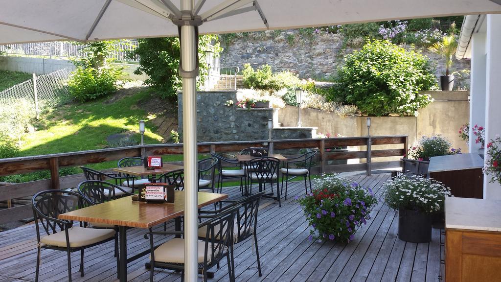 Hotel Filli Scuol Exterior photo