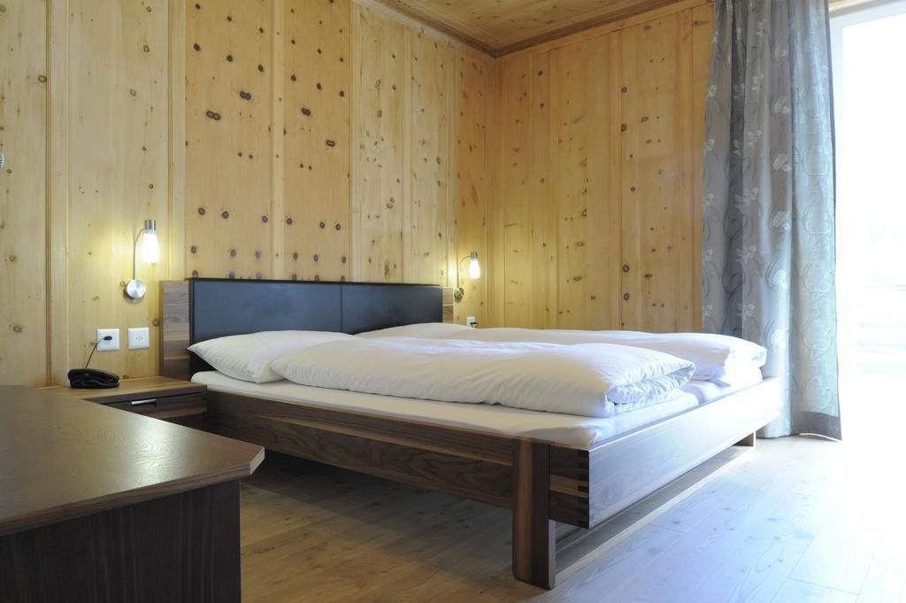Hotel Filli Scuol Exterior photo